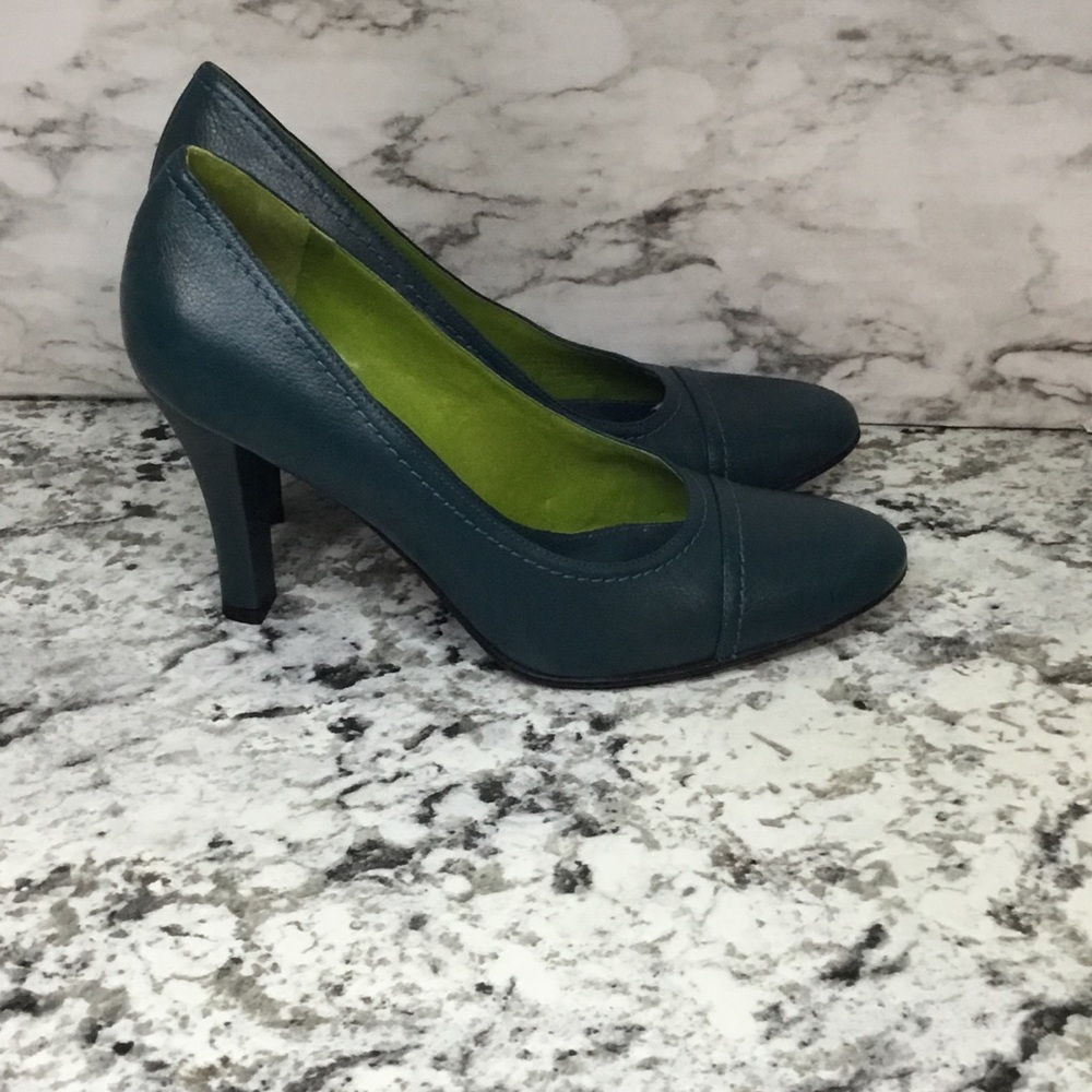 Antonio Melani Women's Classic Basic Pumps Heels